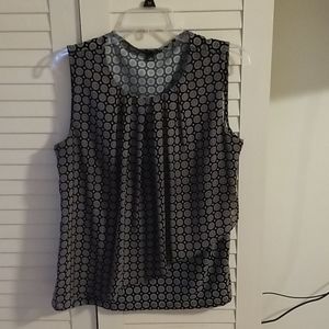 Sleeveless work shirt